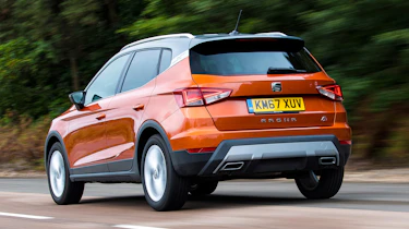 SEAT Arona FR - rear