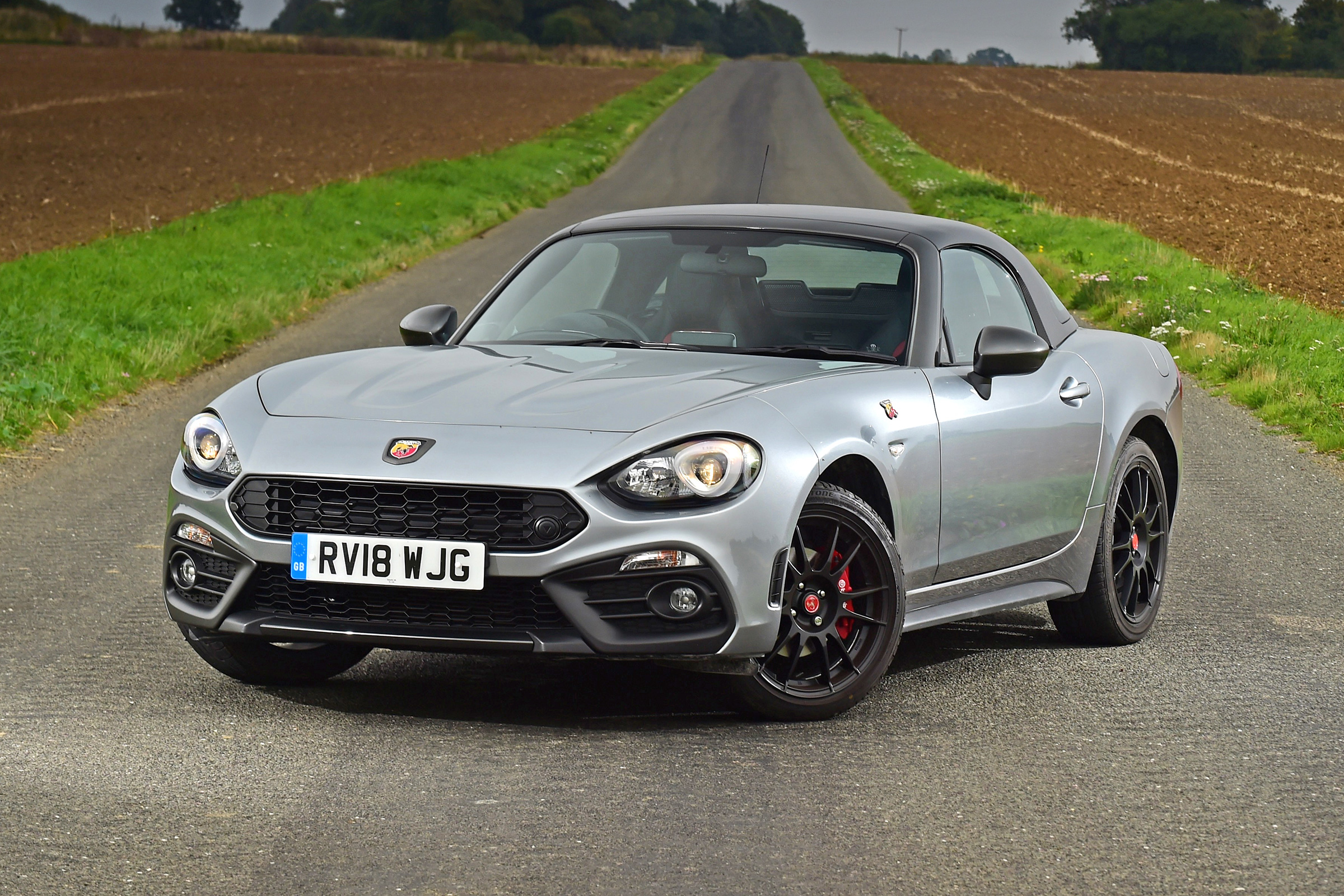 Abarth 124 GT - front