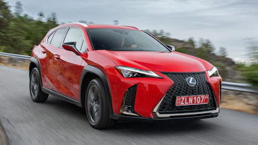 Lexus UX - front