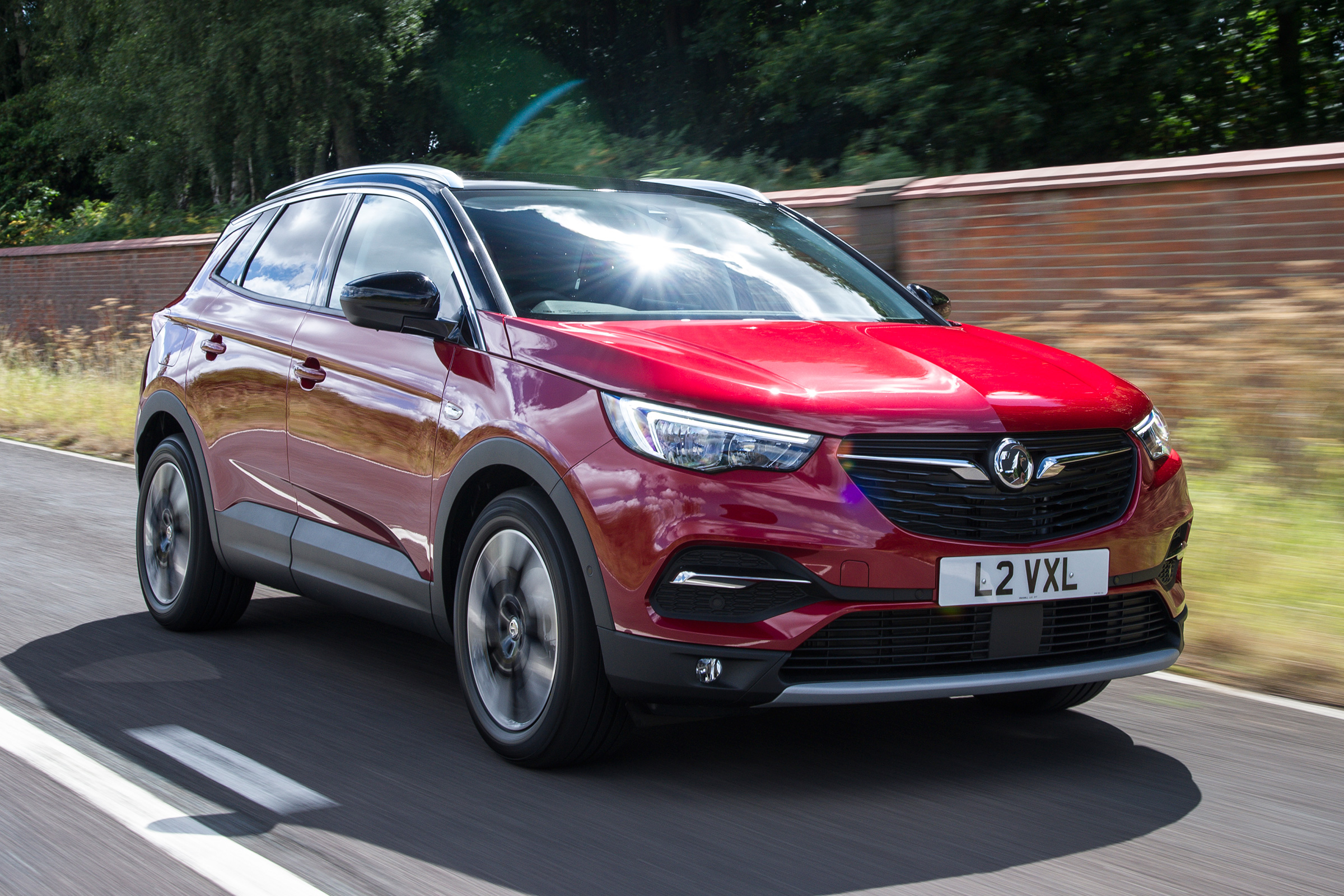 Vauxhall Grandland X - front