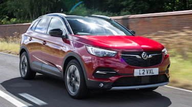 Vauxhall Grandland X - front