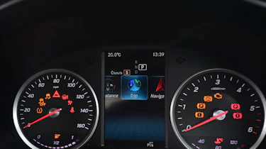 Mercedes C-Class - Instruments