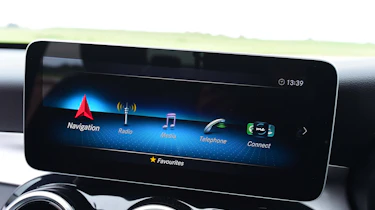 Mercedes C-Class - Infotainment