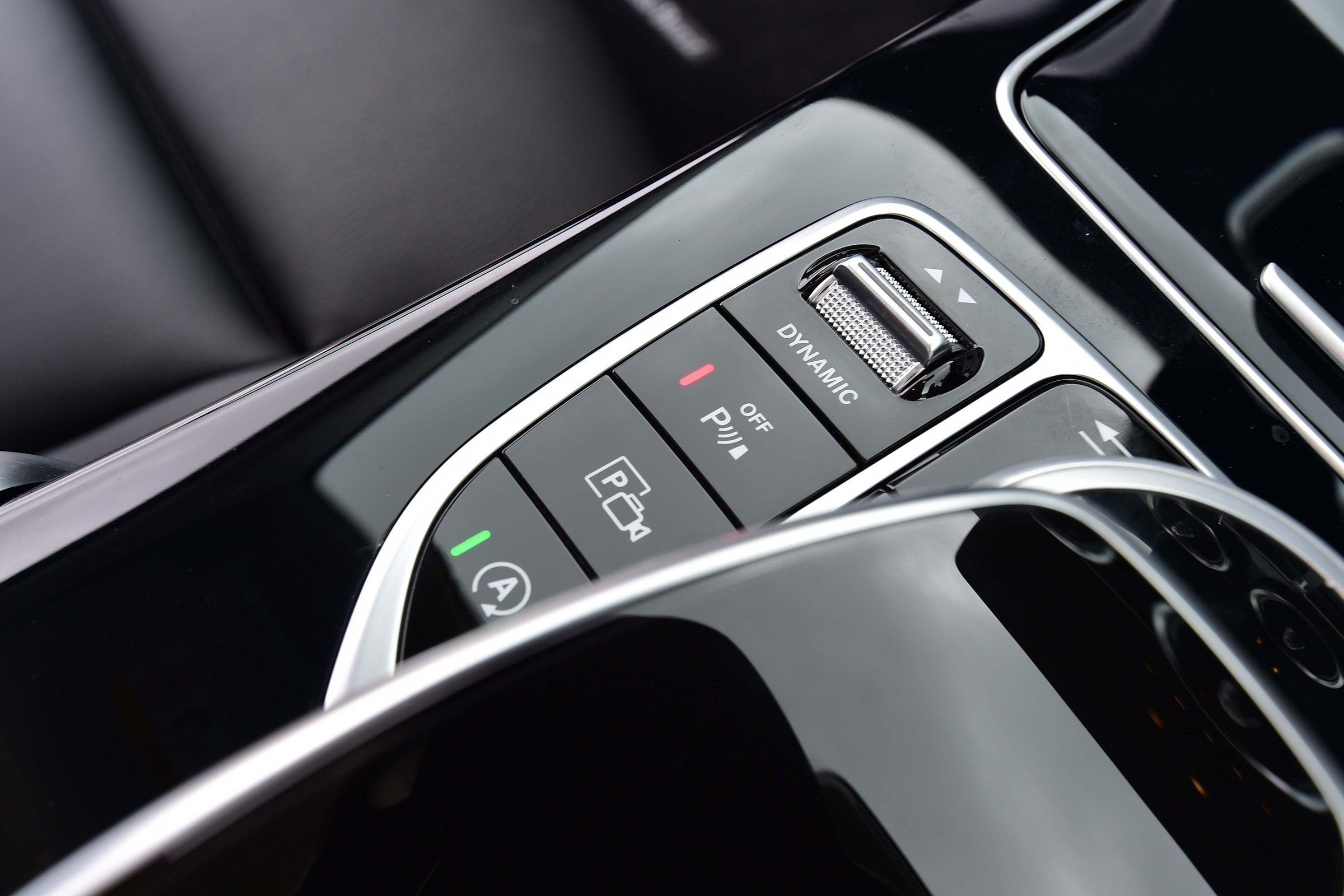 Mercedes C-Class -