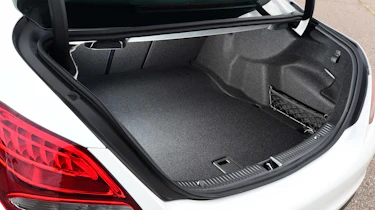 Mercedes C-Class -Boot