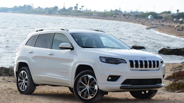 Jeep Cherokee - front