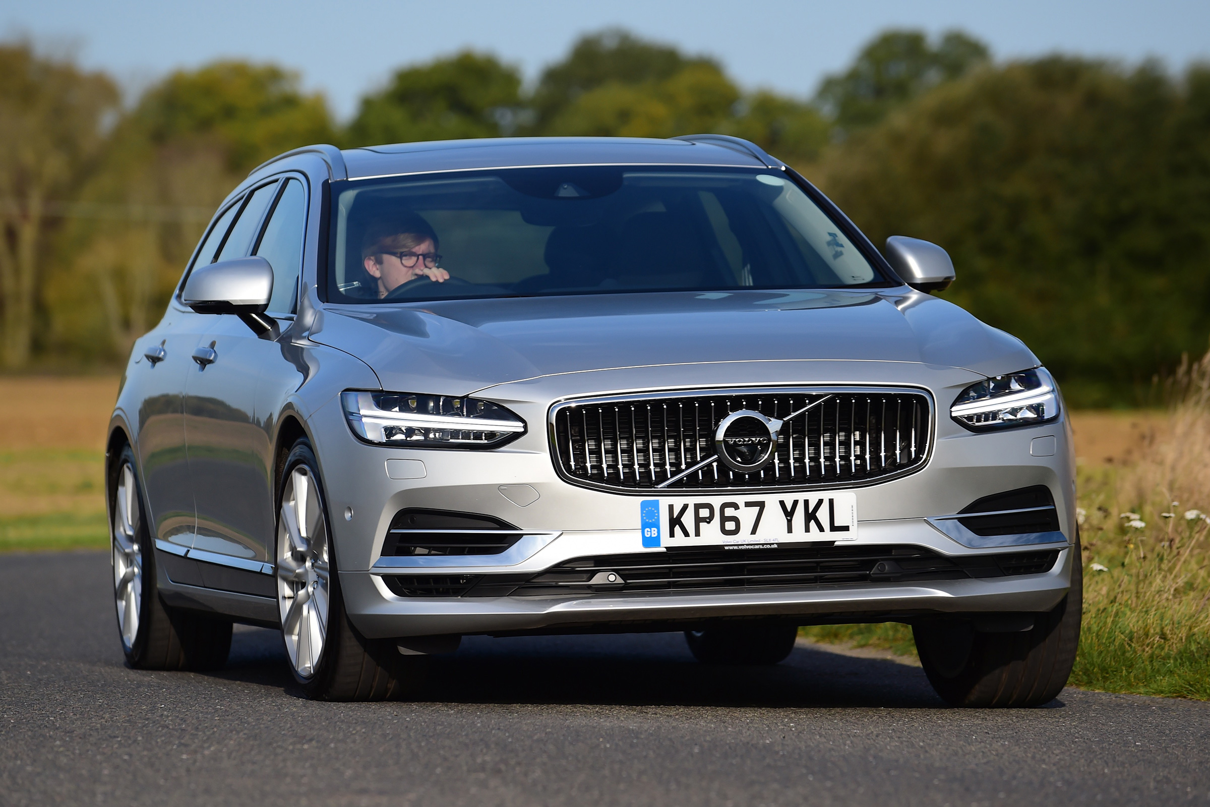 Volvo V90