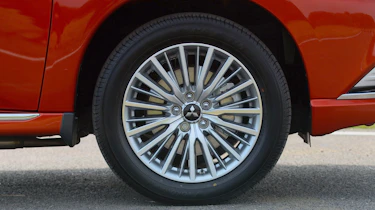 New 2019 Mitsubishi Outlander PHEV alloy wheel