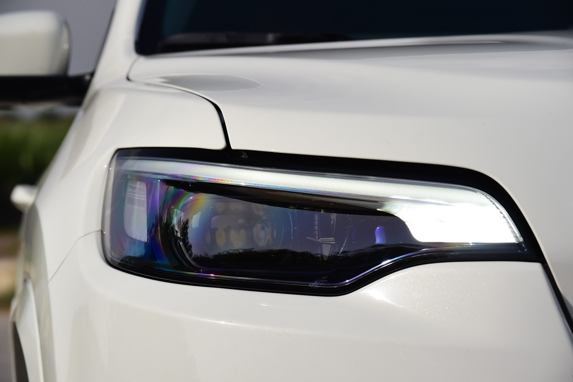 Jeep Cherokee - headlight