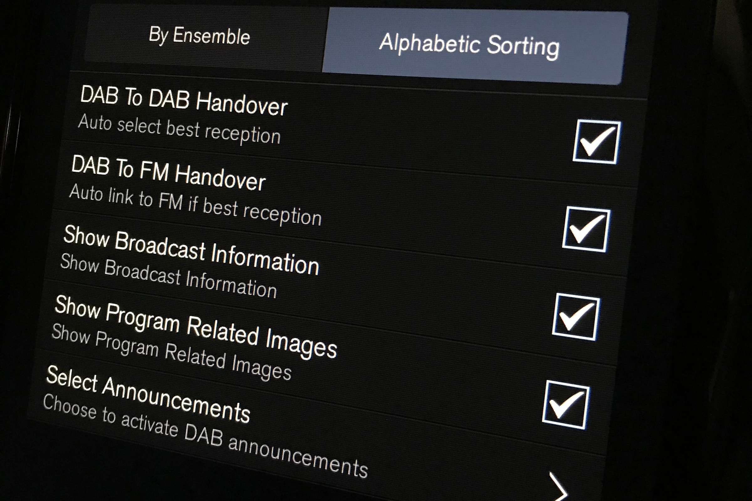 Volvo XC60 - infotainment settings