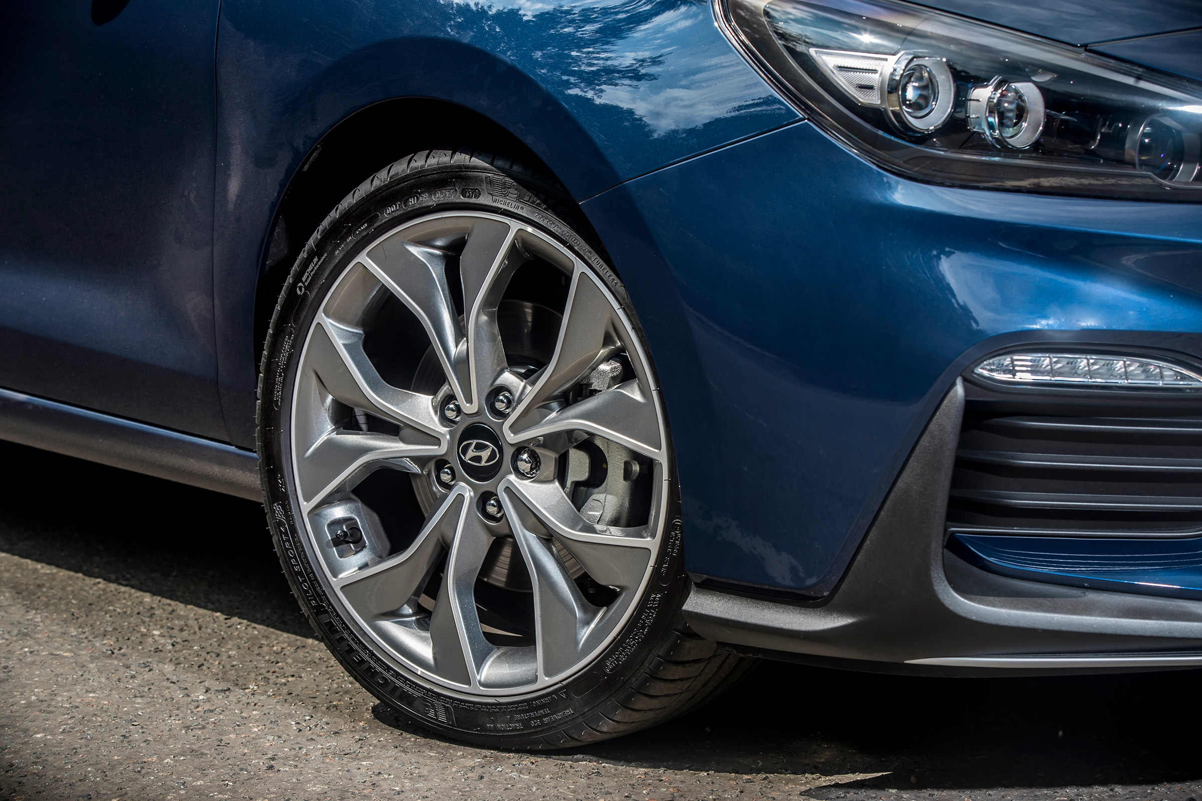 Hyundai i30 N-Line - wheel