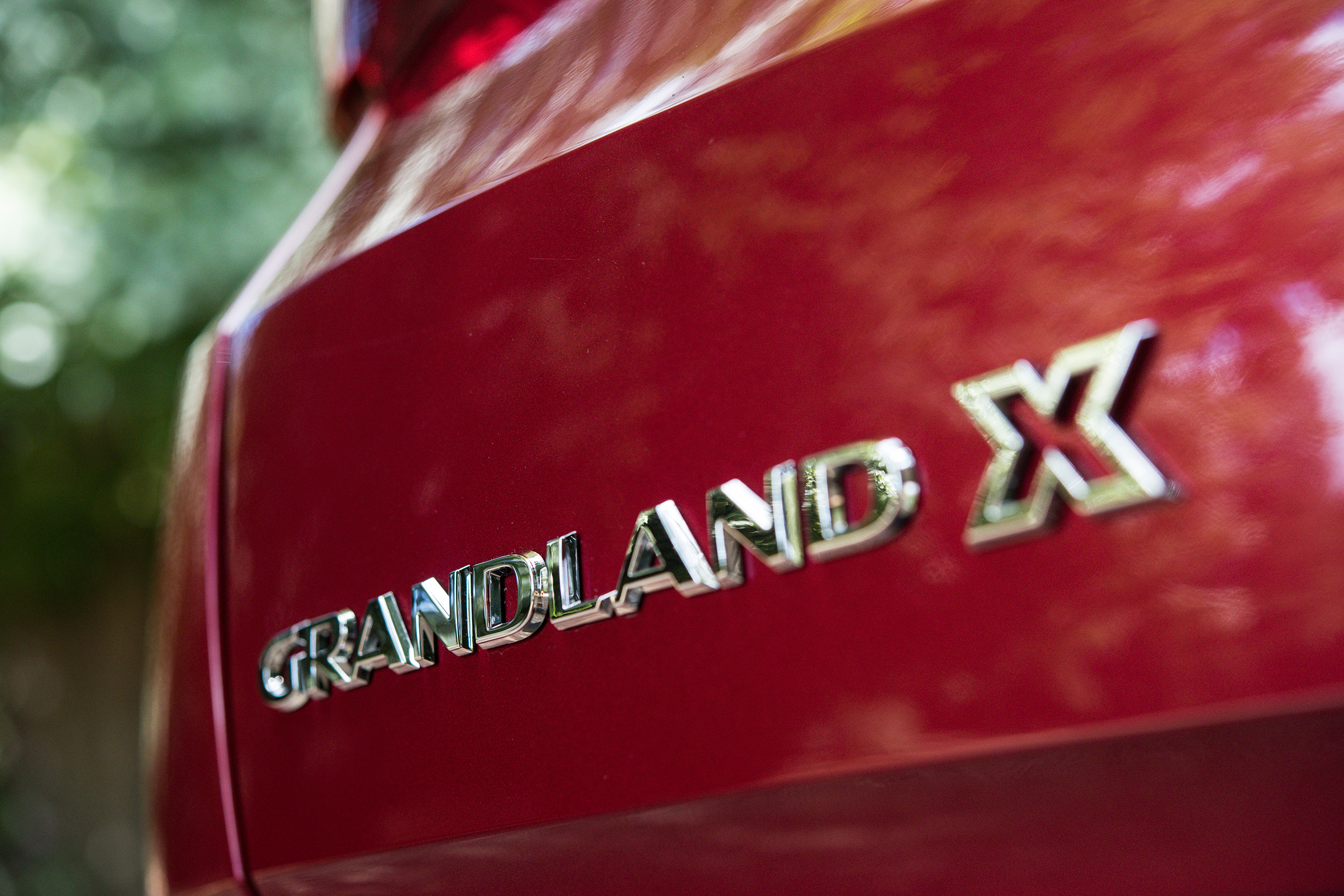 Vauxhall Grandland X - badge