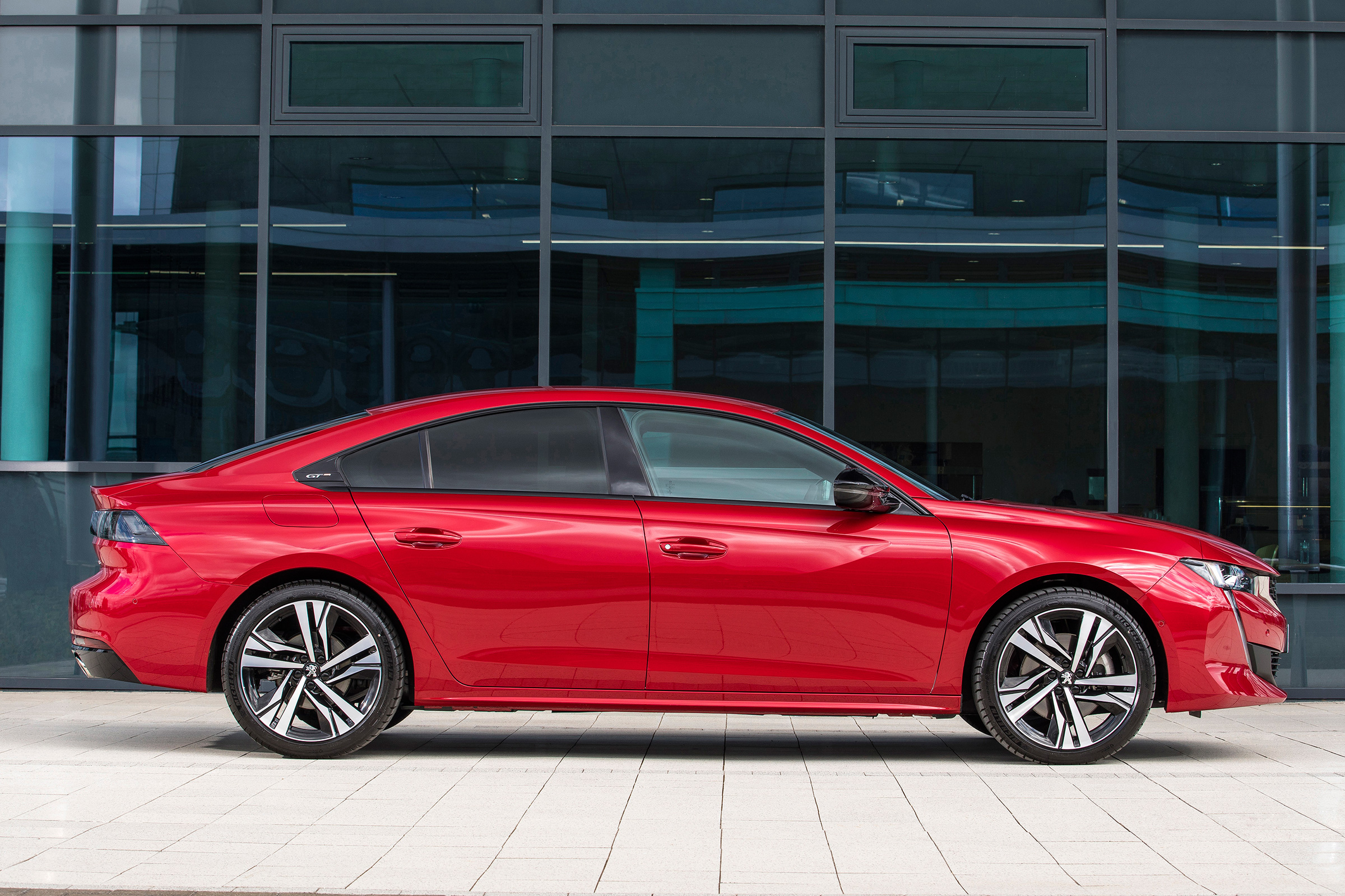 New Peugeot 508 GT 1.6 turbo side profile