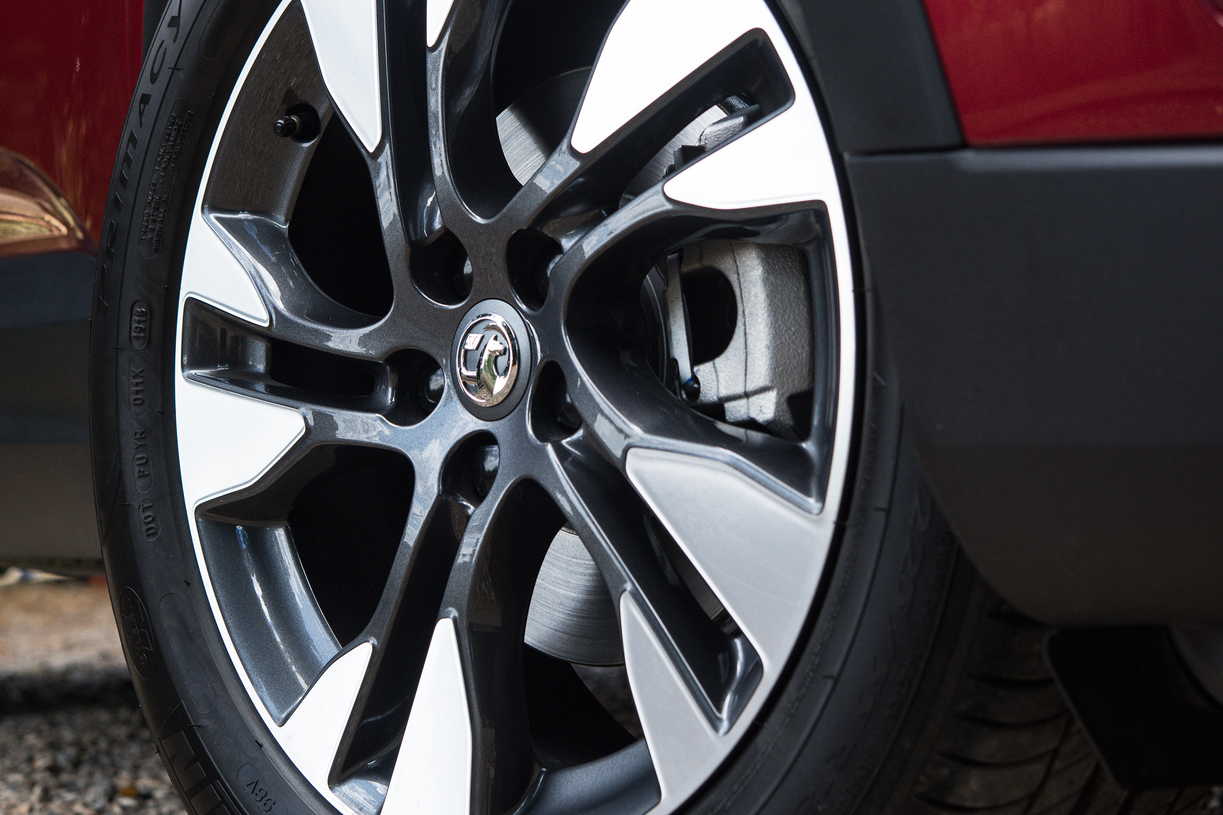 Vauxhall Grandland X - wheel