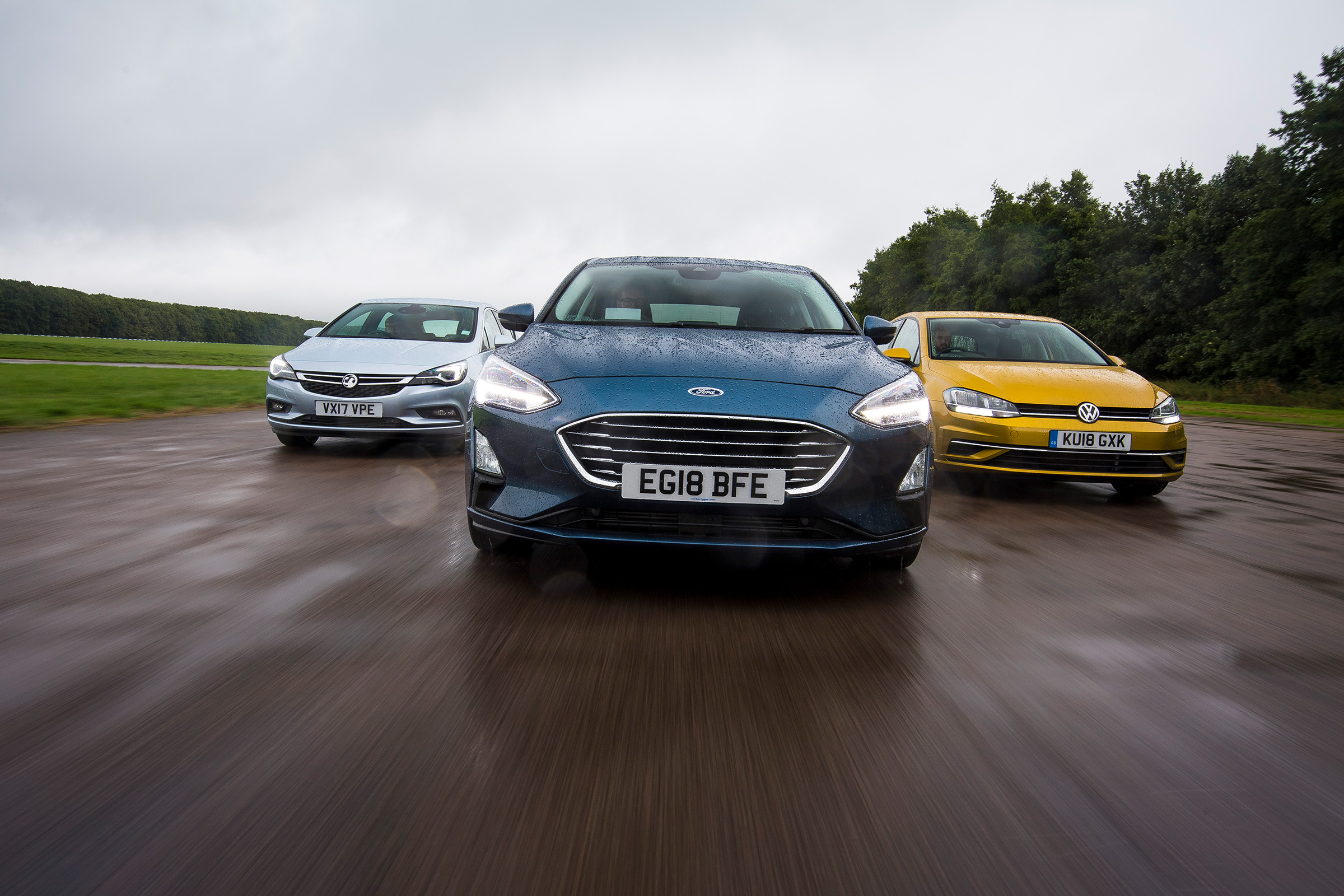 Ford Focus vs Vauxhall Astra vs Volkswagen Golf