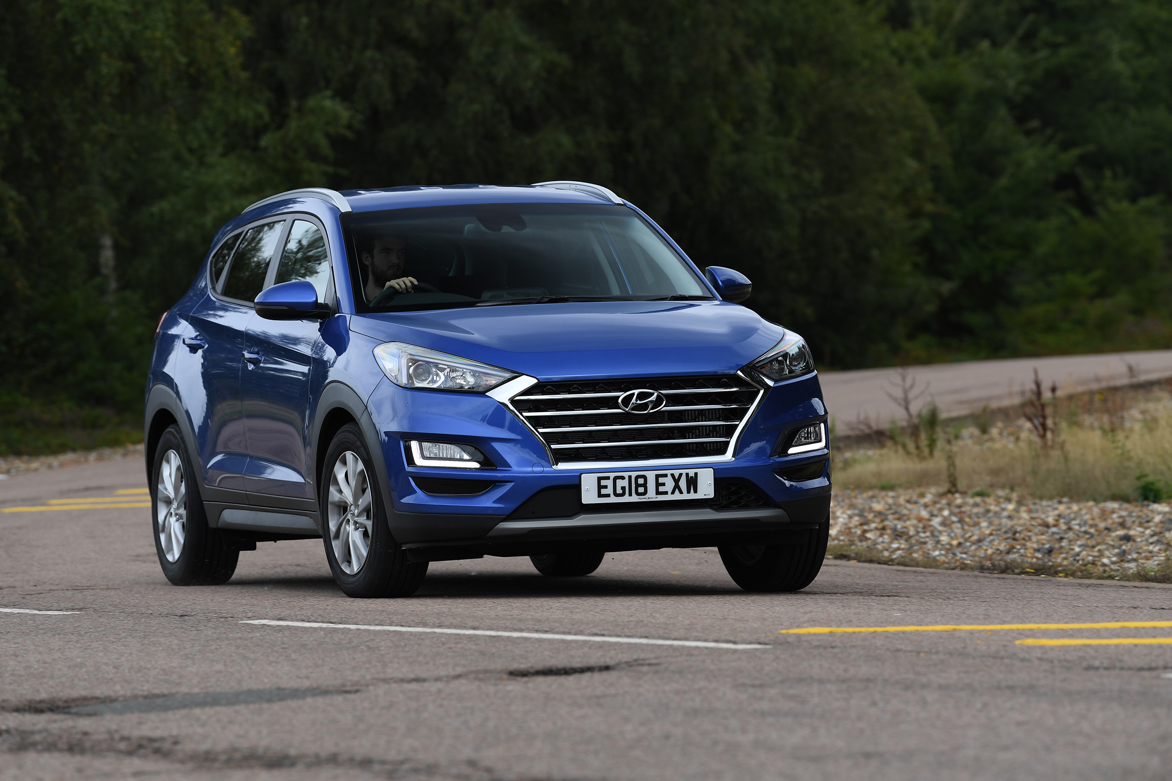 Hyundai Tucson - cornering