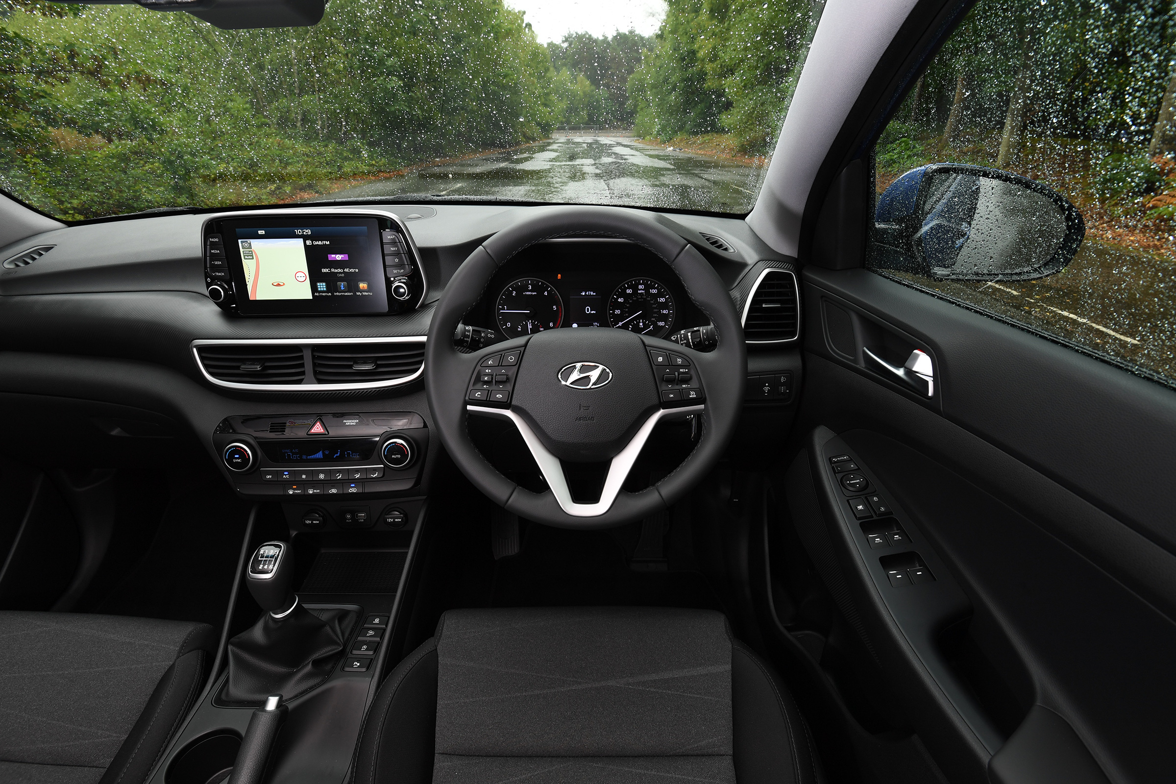 Hyundai Tucson - interior