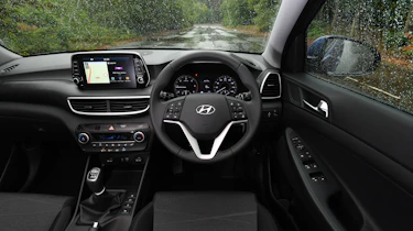Hyundai Tucson - interior