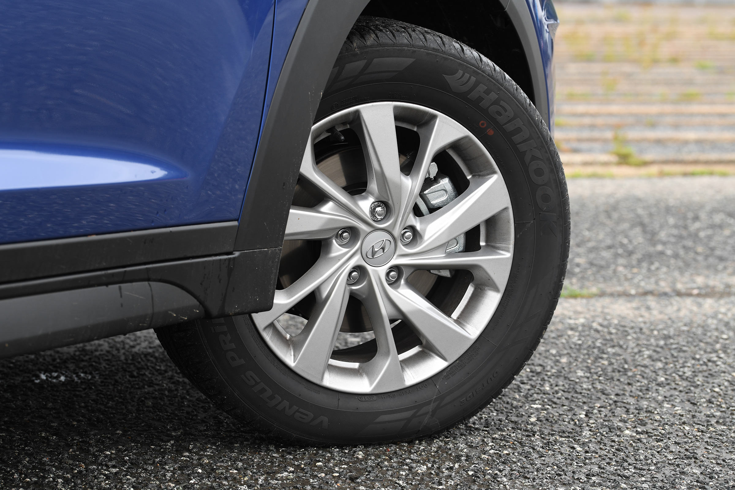 Hyundai Tucson - wheel