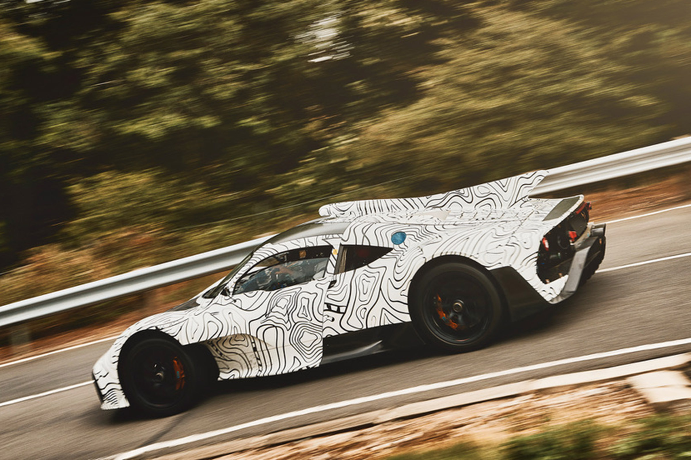 Mercedes-AMG Project ONE - teaser rear