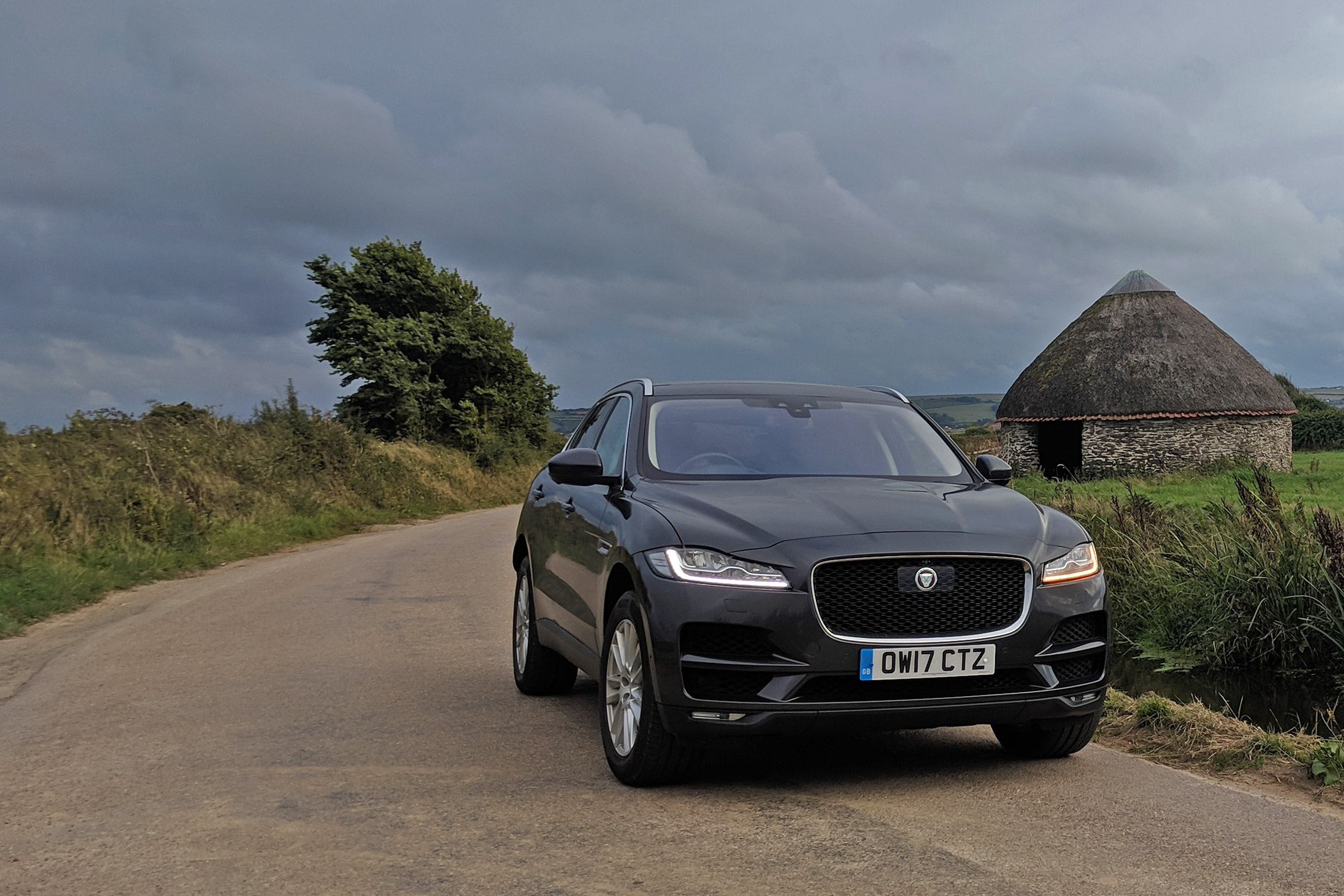 Jaguar F-Pace Portfolio nose