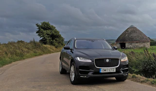Jaguar F-Pace Portfolio nose