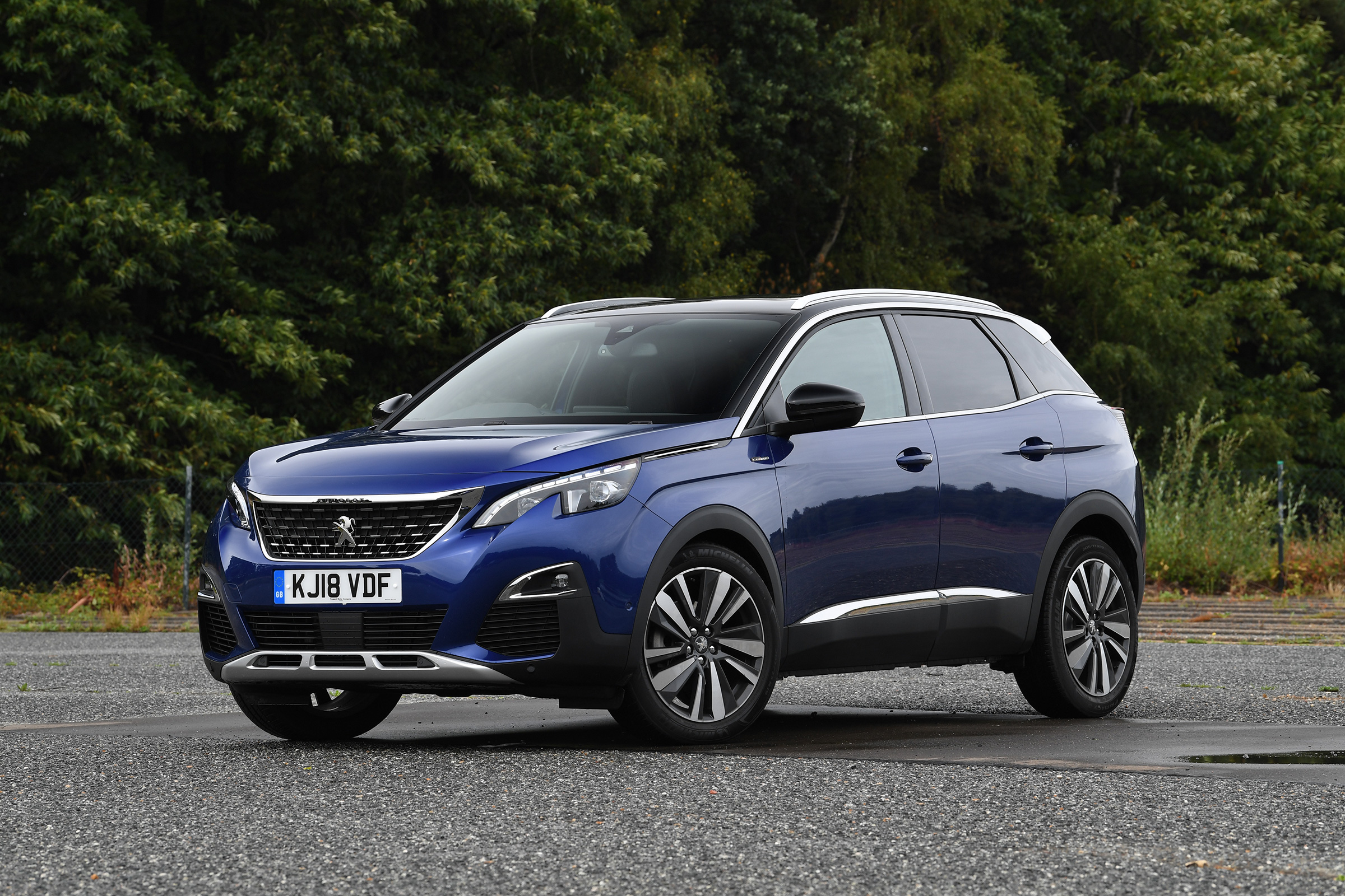 Peugeot 3008 - front static