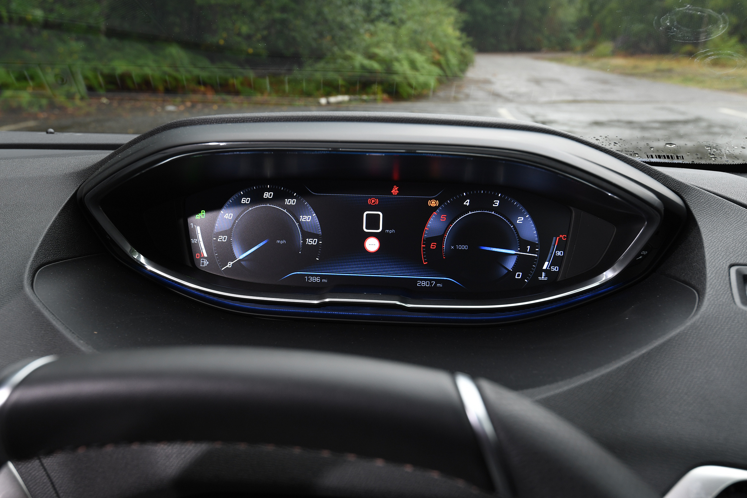Peugeot 3008 - instruments