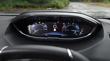 Peugeot 3008 - instruments