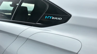 peugeot 508 hybrid plug