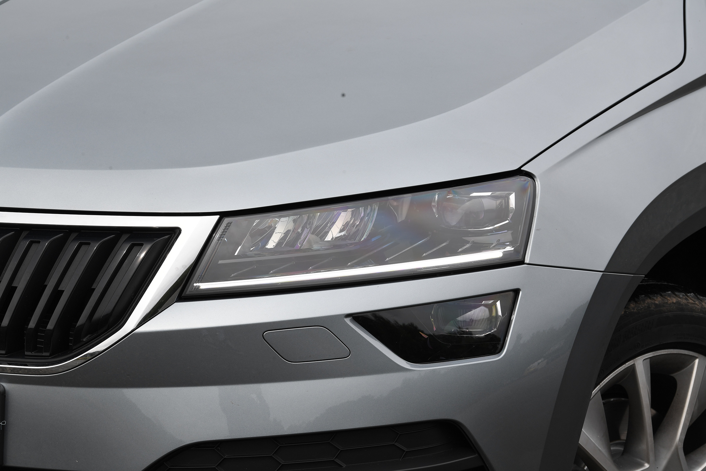 Skoda Karoq - headlight