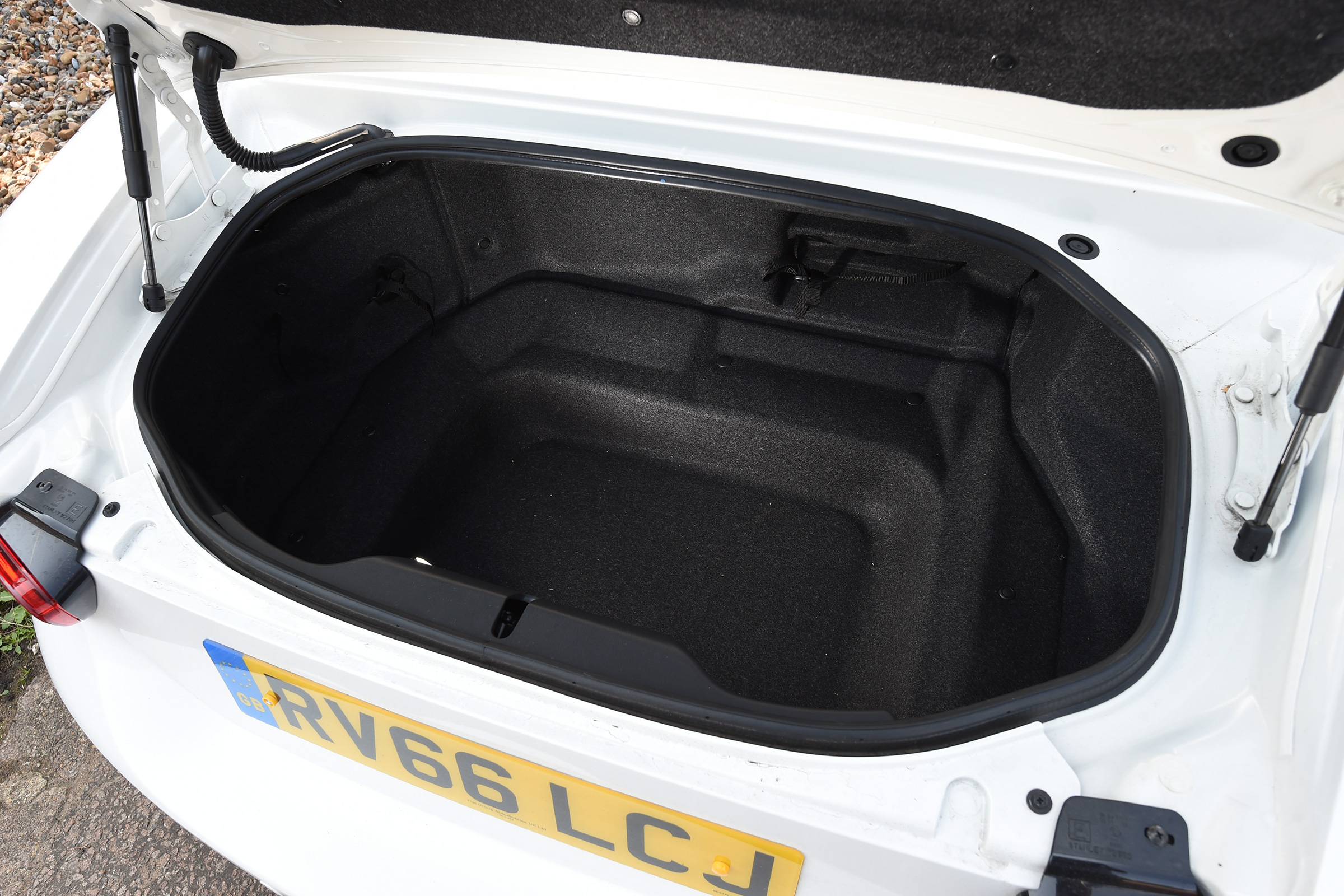 Fiat 124 Spider Boot