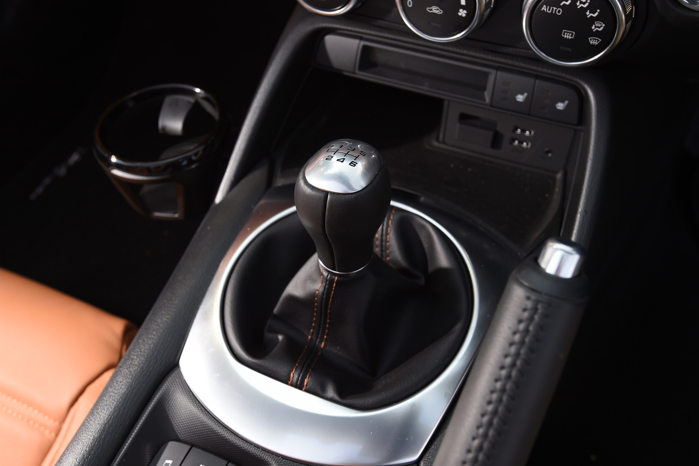 Fiat 124 Spider Gearstick