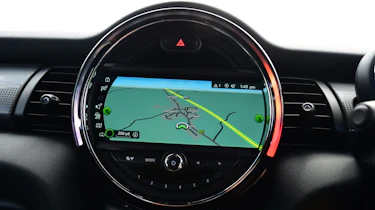 Mini Cooper Convertible Navigation