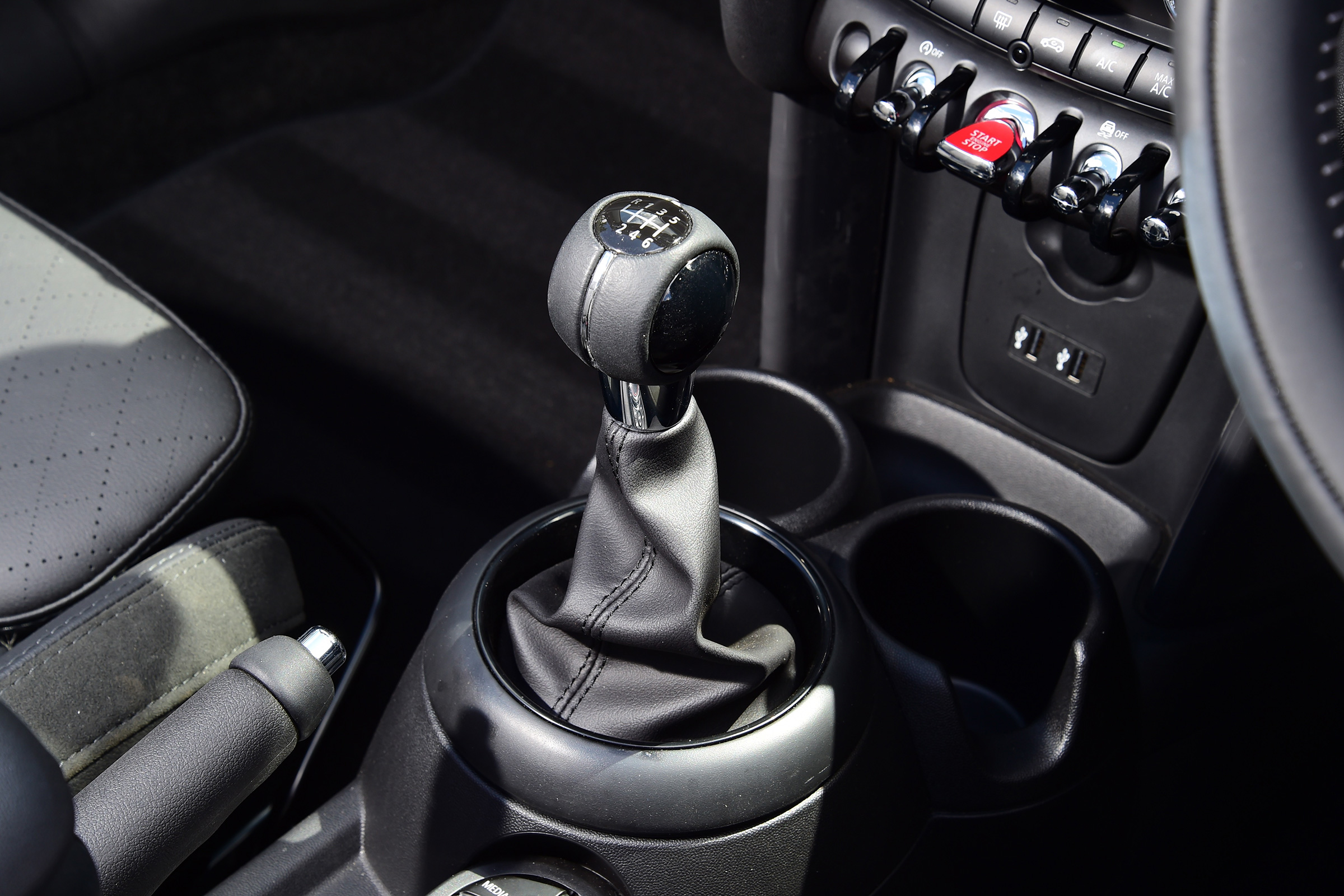 Mini Cooper Convertible Gearstick