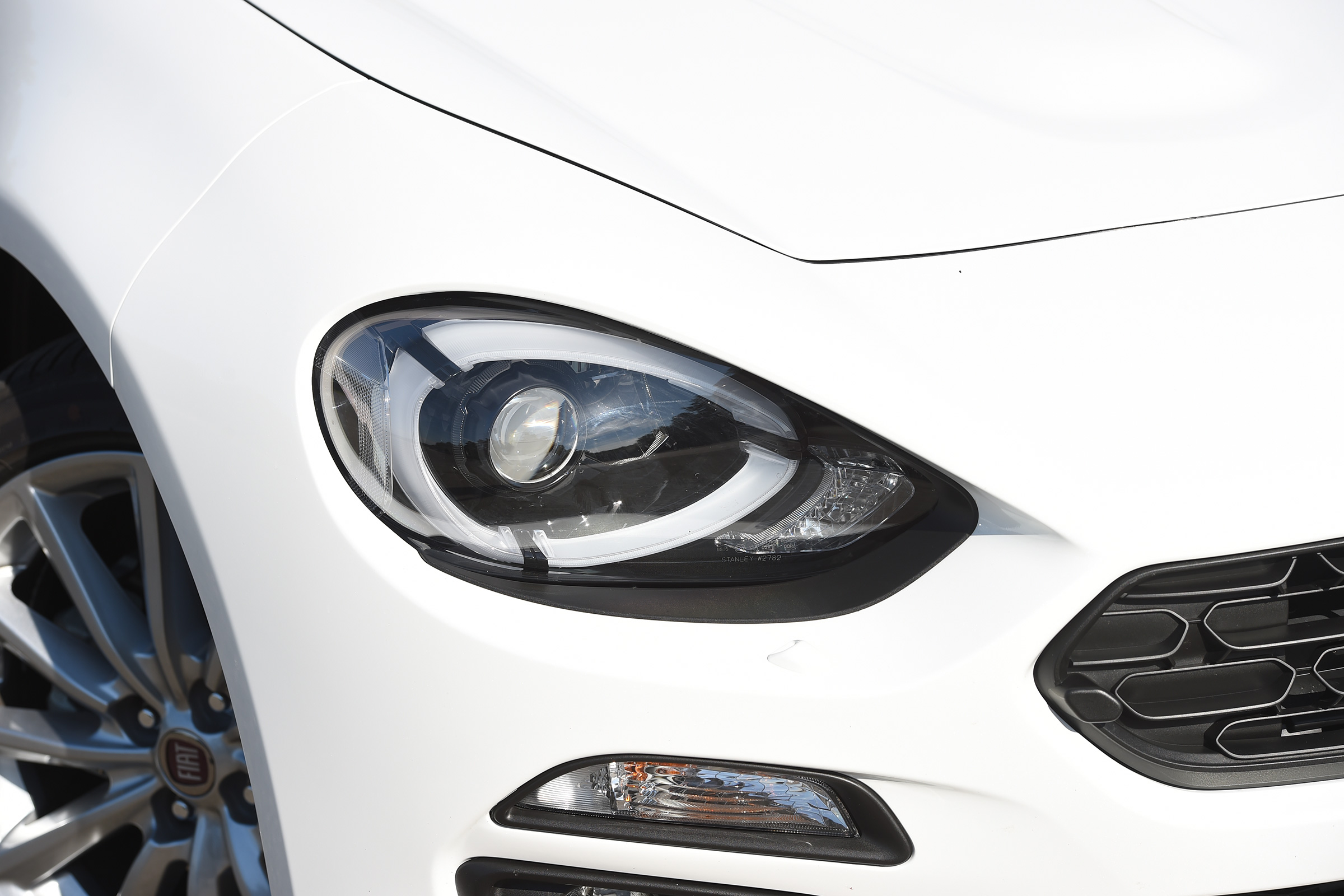 Fiat 124 Spider Headlight