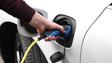 Volvo XC60 T8 Charging