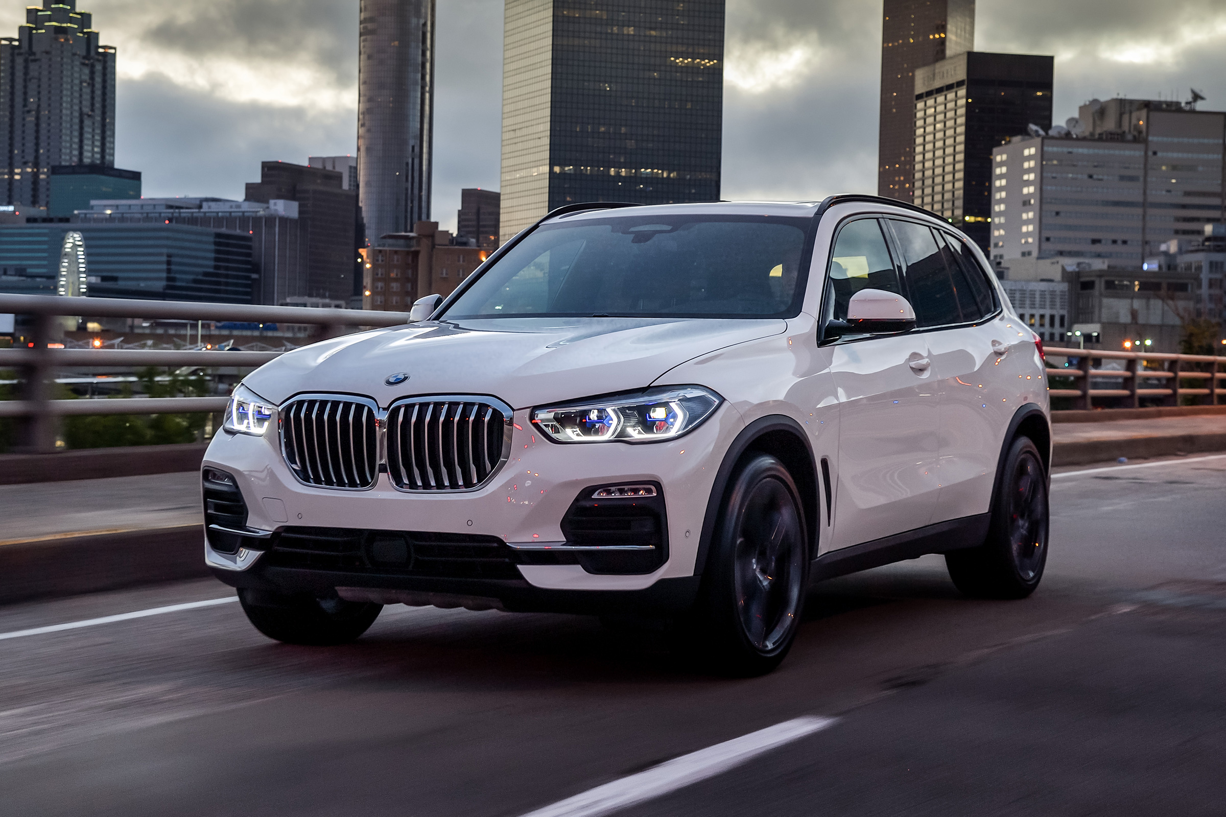BMW X5 - Front tracking