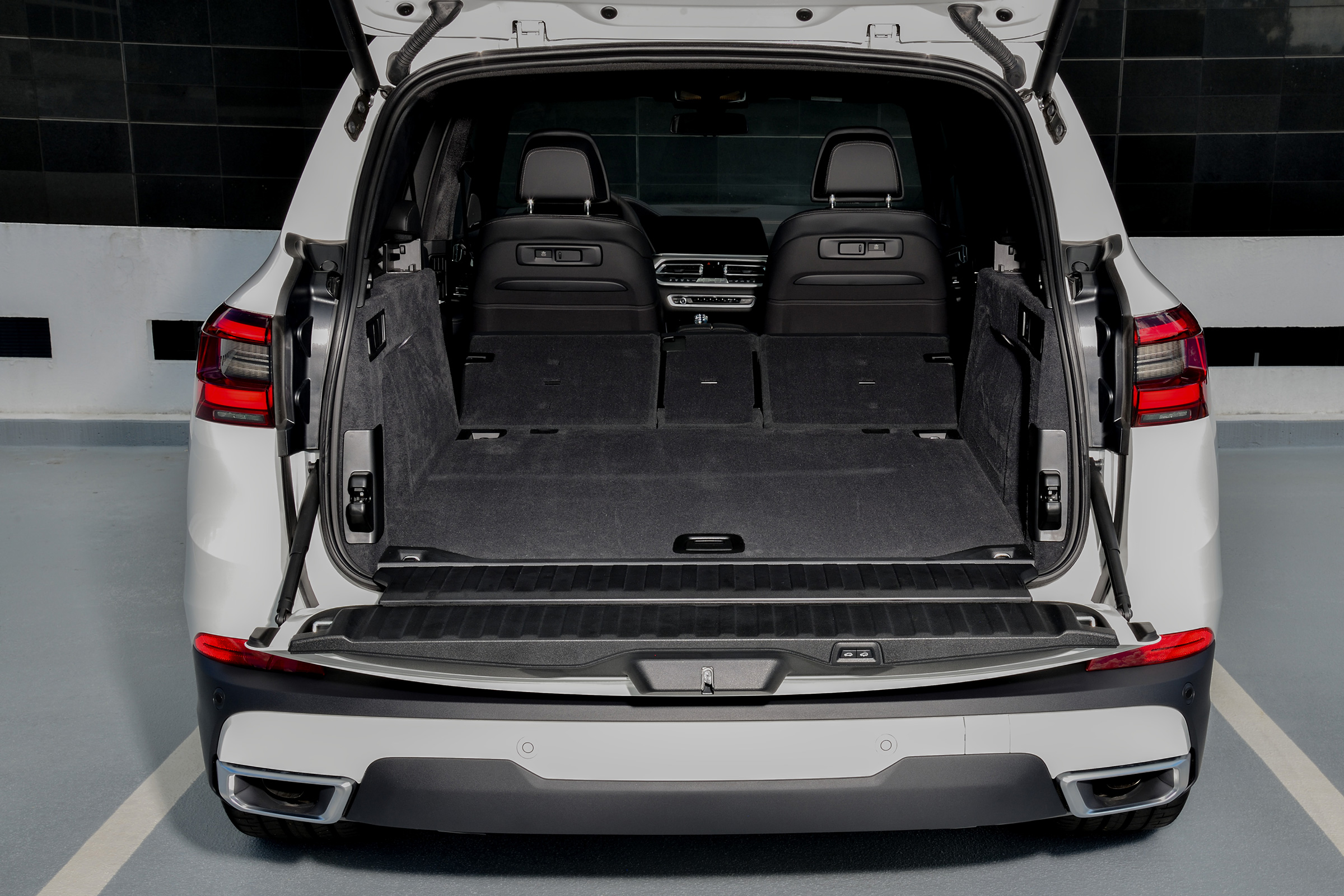 BMW X5 - Boot