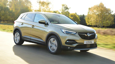 Vauxhall Grandland X - front