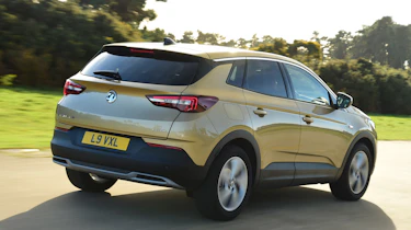 Vauxhall Grandland X - rear