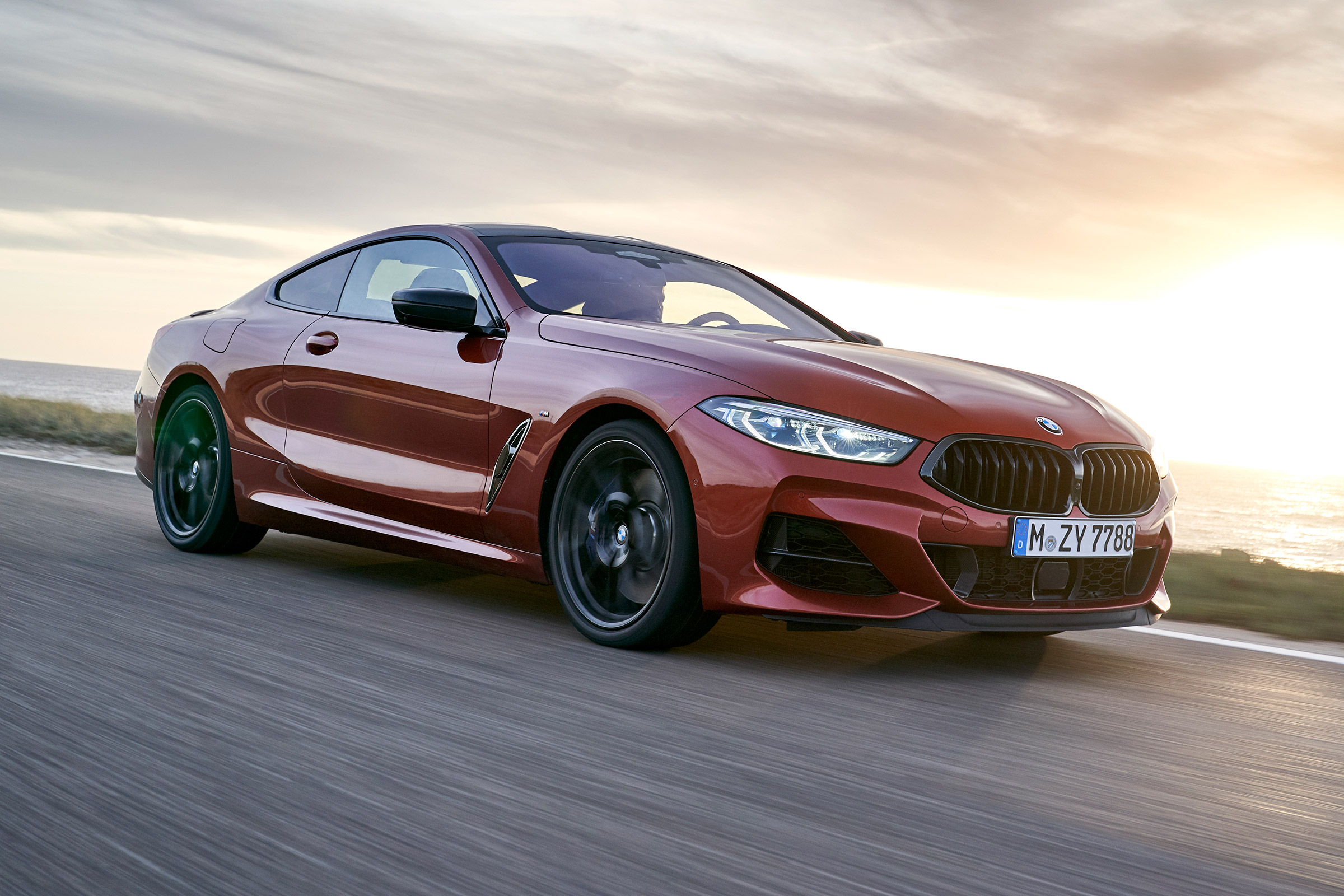 BMW 8 Series - front tracking