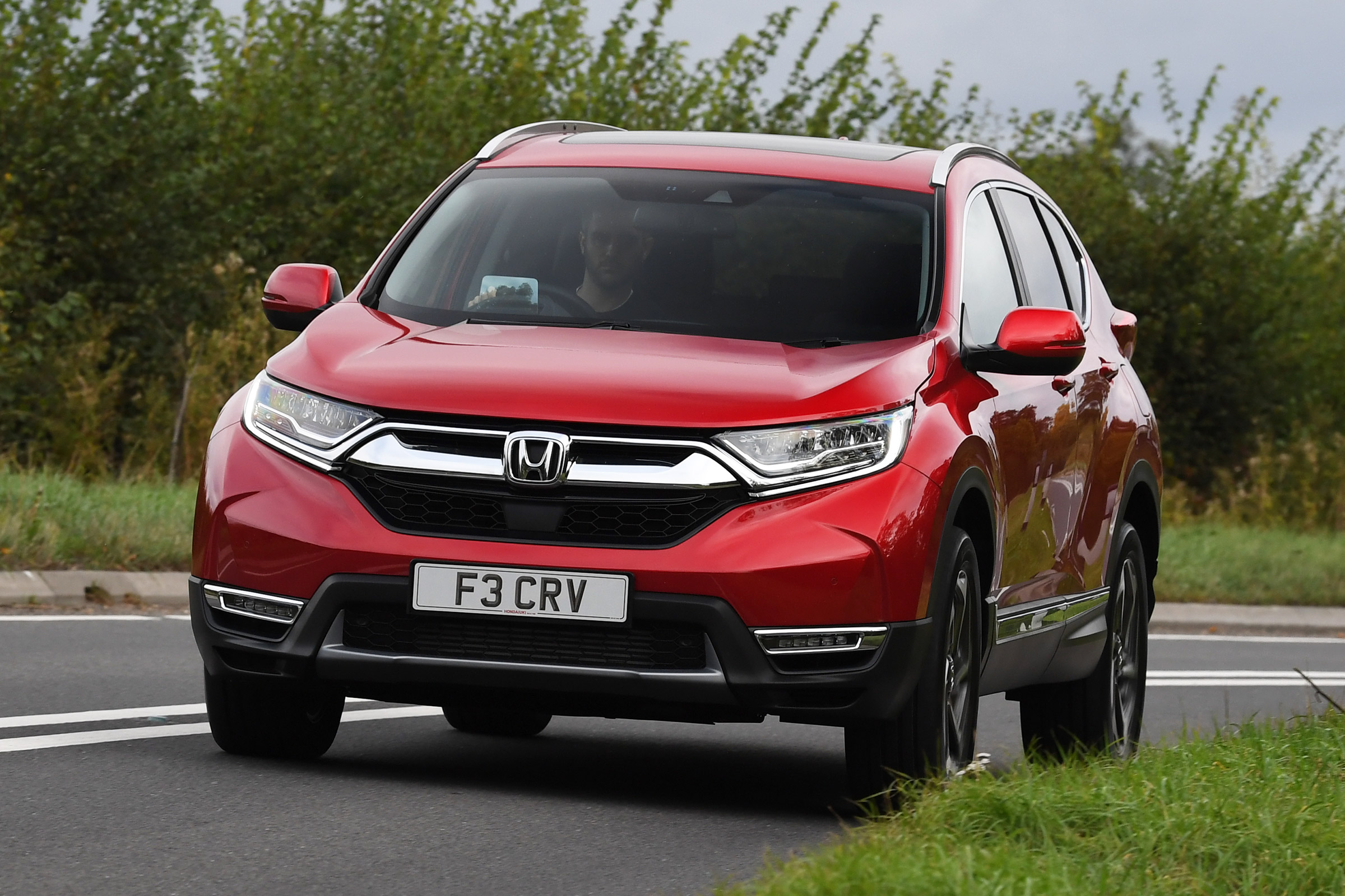 Honda CR-V - front action