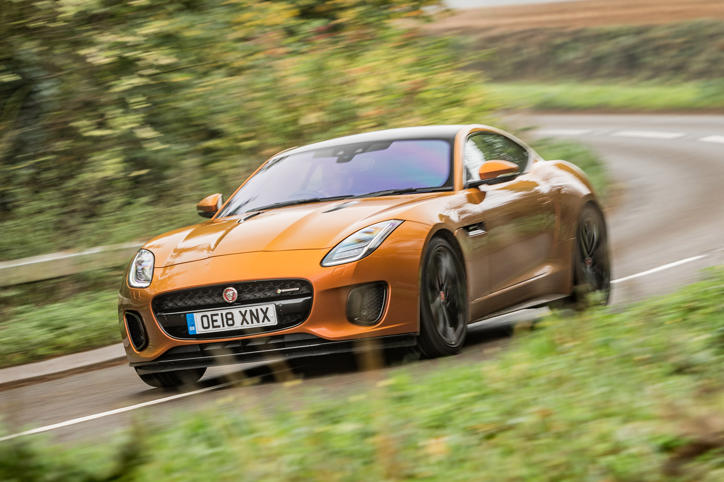 Jaguar F-Type P380 - front action