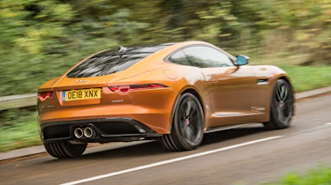 Jaguar F-Type P380 - rear action