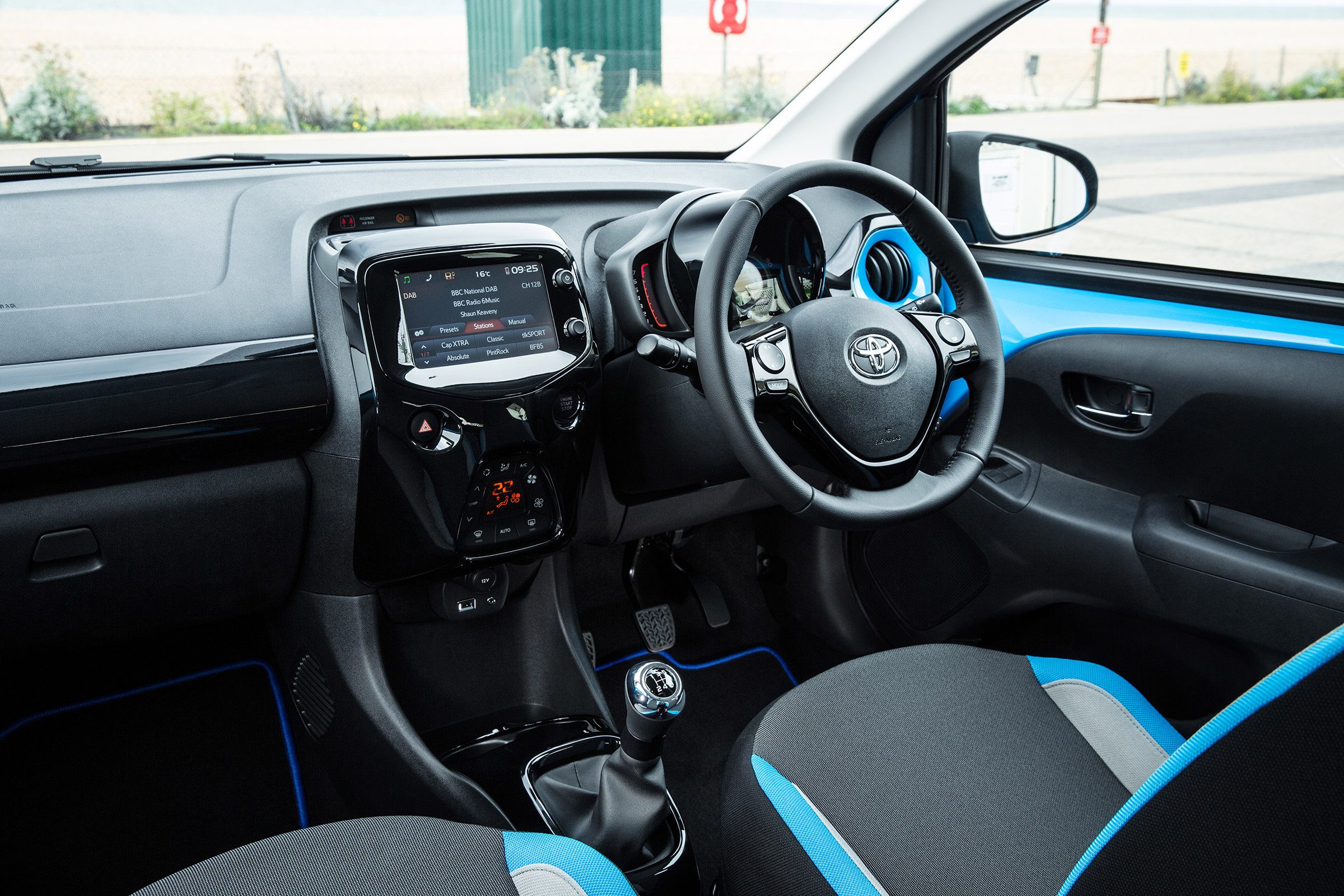 Used Toyota Aygo Mk2 - cabin