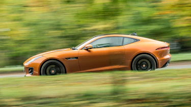 Jaguar F-Type P380 - side