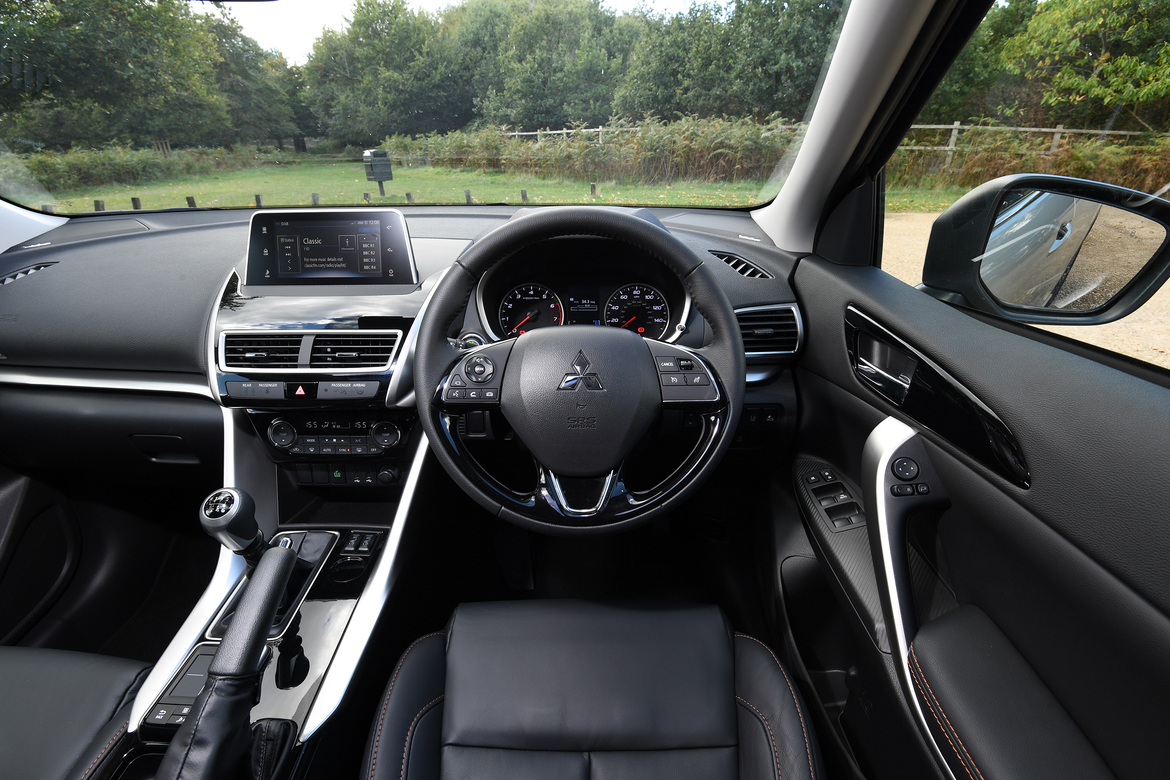 Mitsubishi Eclipse Cross - Interior