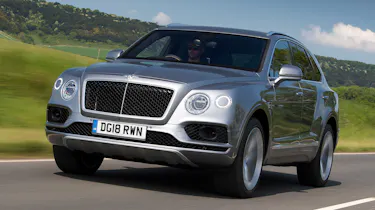 Bentley Bentayga V8 - Front Tracking