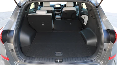 Hyundai Tucson 48v - boot